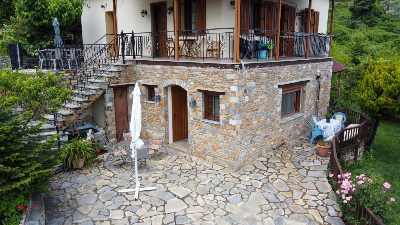 Efi'S Guest House Áyios Dhimítrios Eksteriør billede