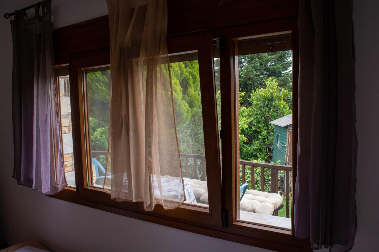 Efi'S Guest House Áyios Dhimítrios Eksteriør billede
