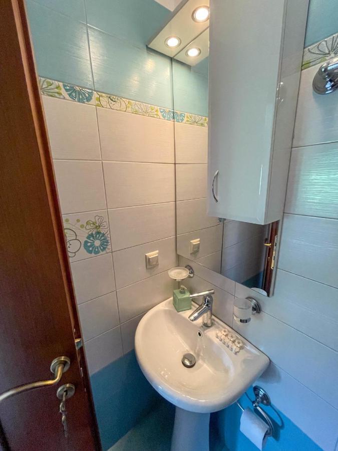 Efi'S Guest House Áyios Dhimítrios Eksteriør billede