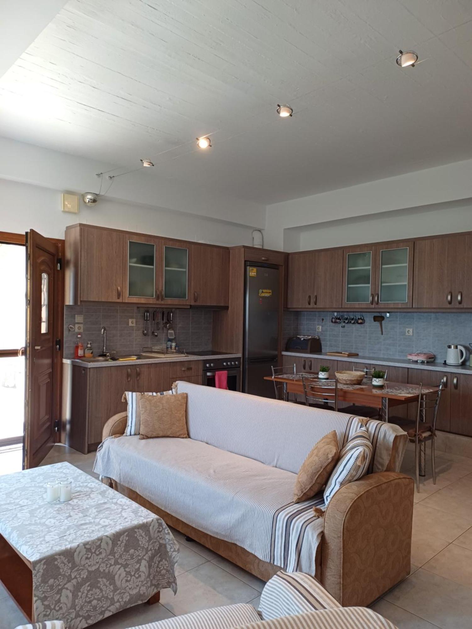 Efi'S Guest House Áyios Dhimítrios Eksteriør billede